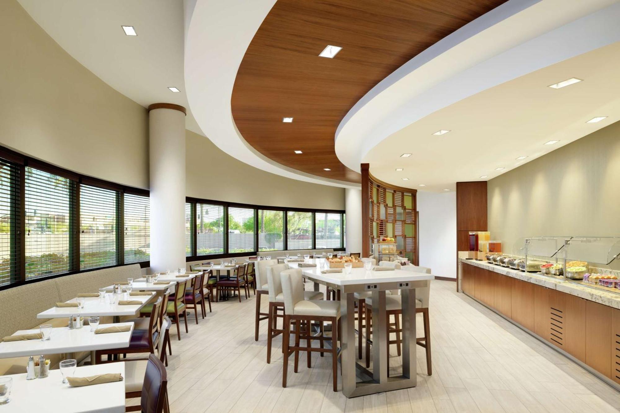 Doubletree Suites By Hilton Phoenix Exterior foto